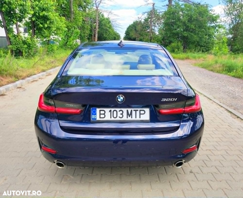 BMW Seria 3 320i Aut. Luxury Line - 5