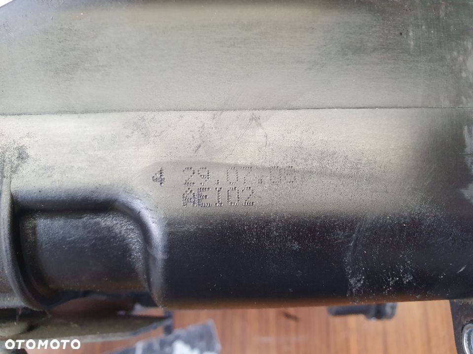 Obudowa Podstawa Filtra Oleju BMW 1 2 5 E87 E90 E81 E91 E60 2.0 D N 47 70346292 - 13