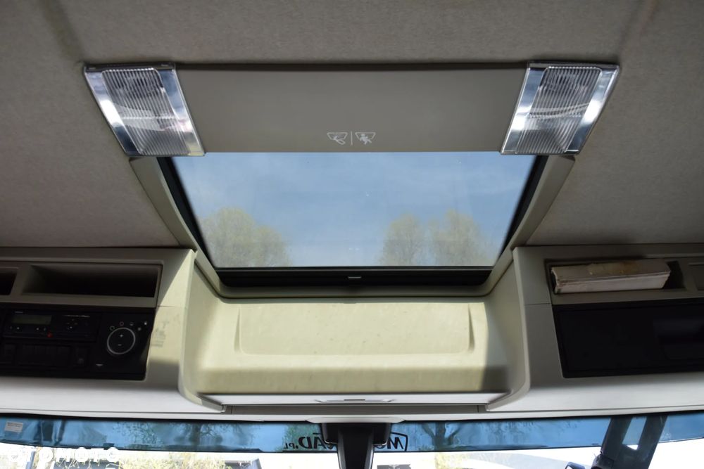 Volvo FH500 / NISKA KABINA / HYDRAULIKA / EURO 6 / ACC / LEDY / ALUFELGI / SERWISOWANY / SPROWADZONY - 36