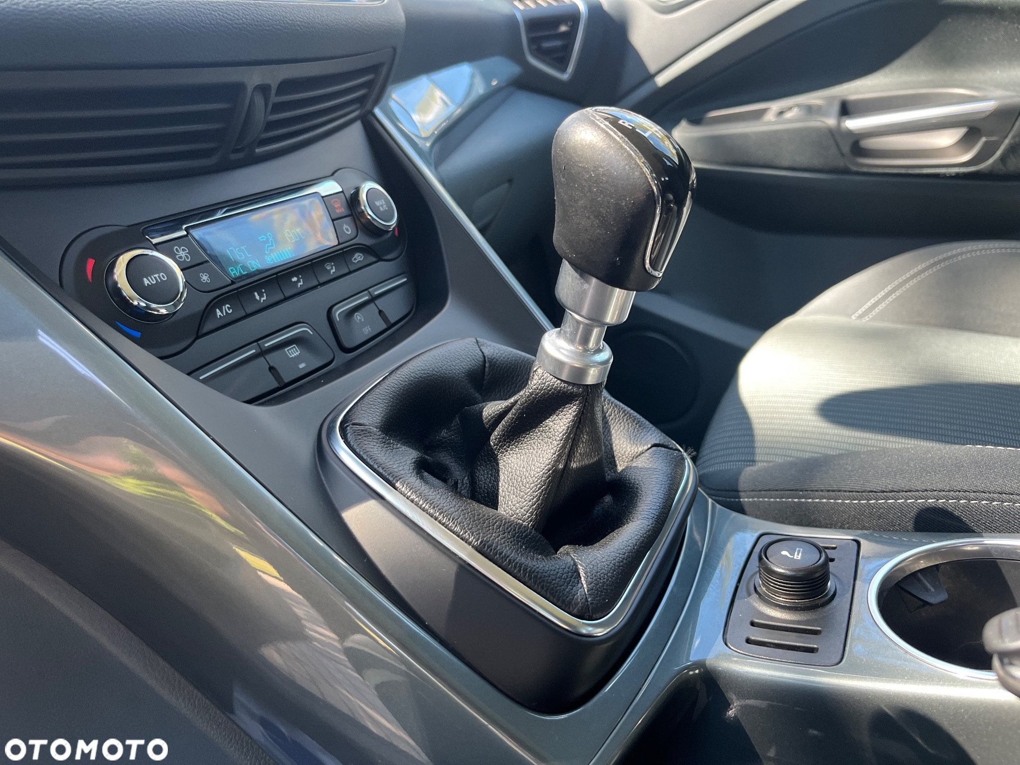 Ford C-MAX - 17