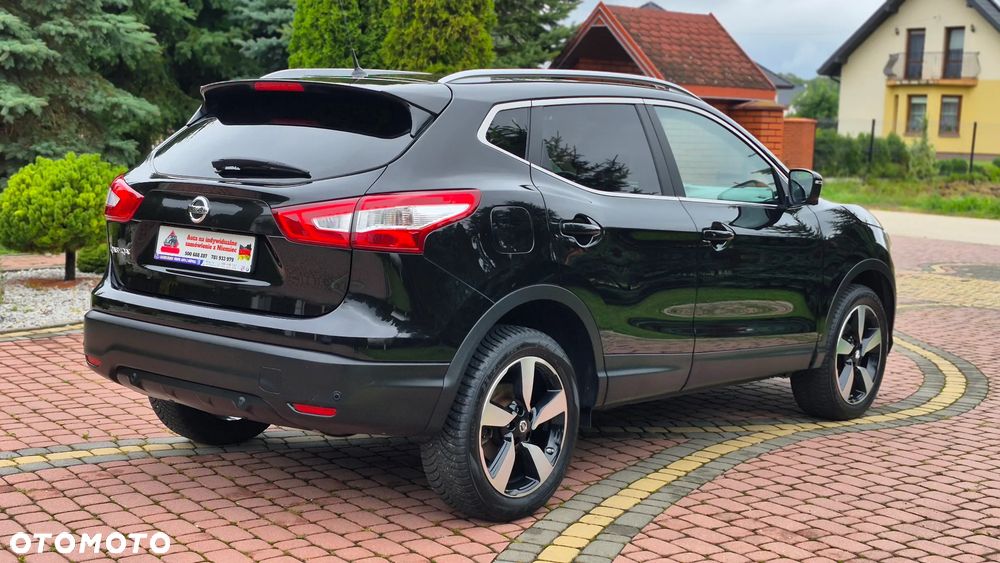 Nissan Qashqai 1.6 DIG-T N-Connecta - 34