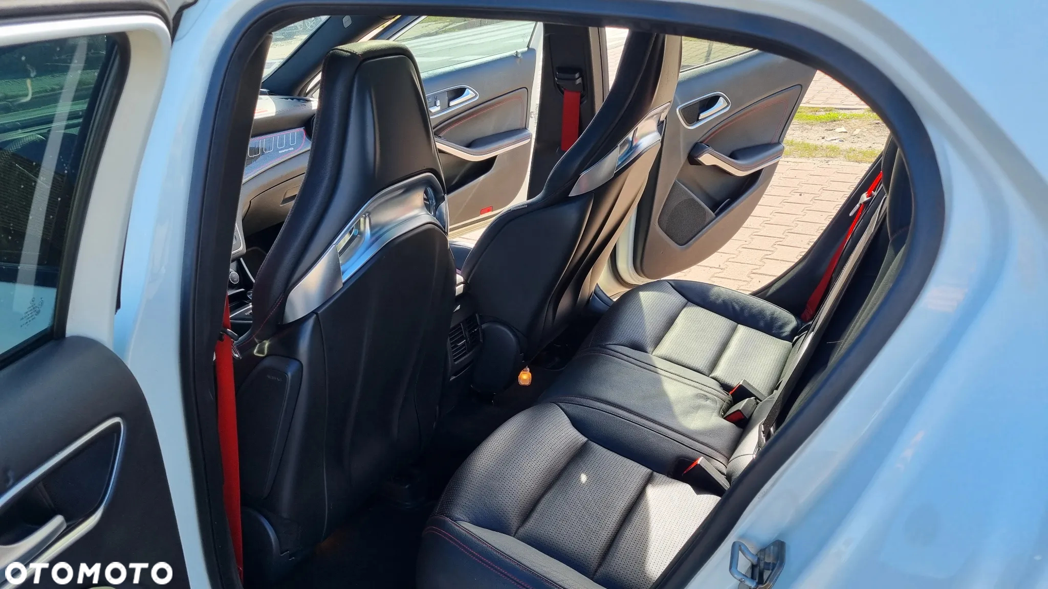 Mercedes-Benz GLA 45 AMG 4-Matic Edition 1 - 33