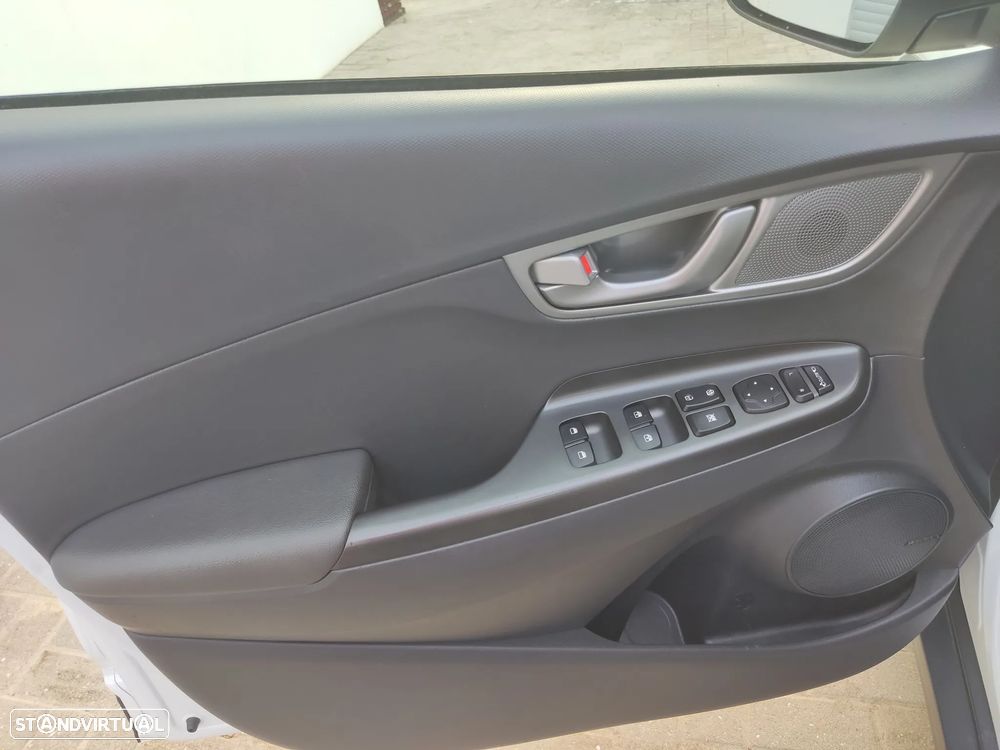 Hyundai Kauai Premium - 25