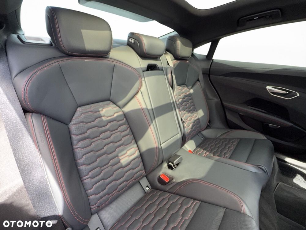 Audi e-tron GT 105kWh S Quattro - 32