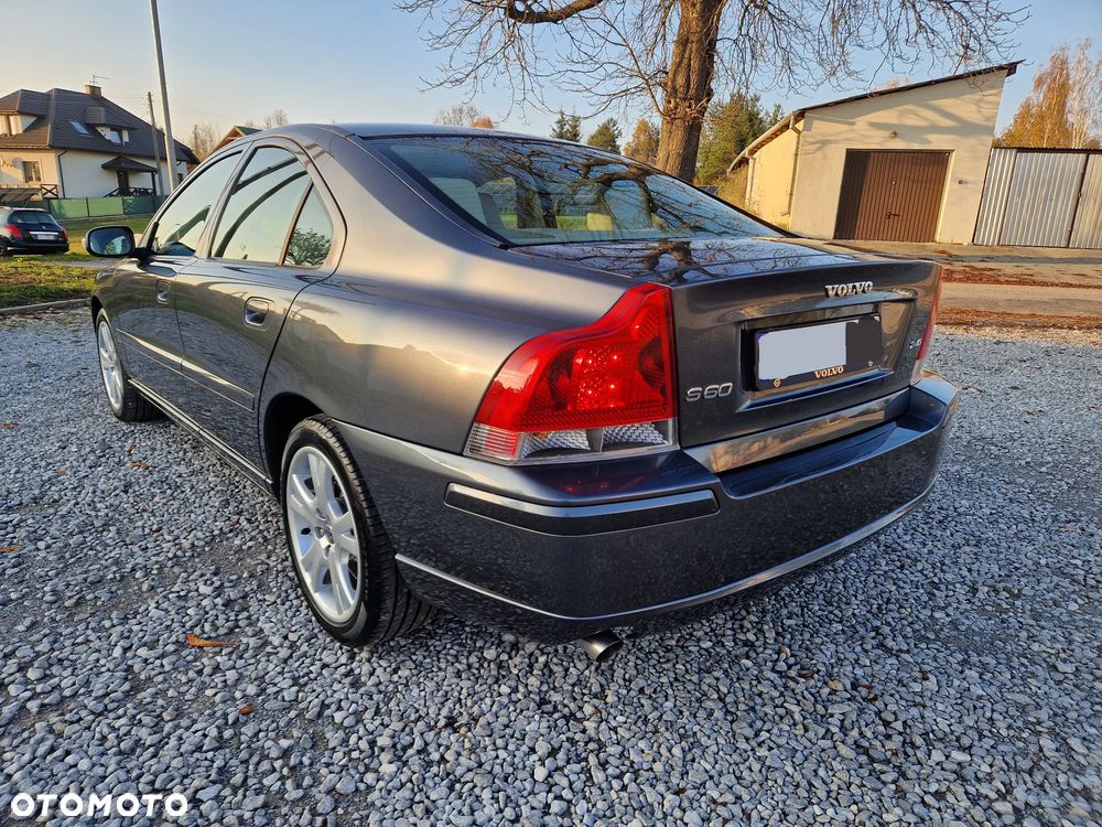 Volvo S60 2.4D Automatik Edition - 5