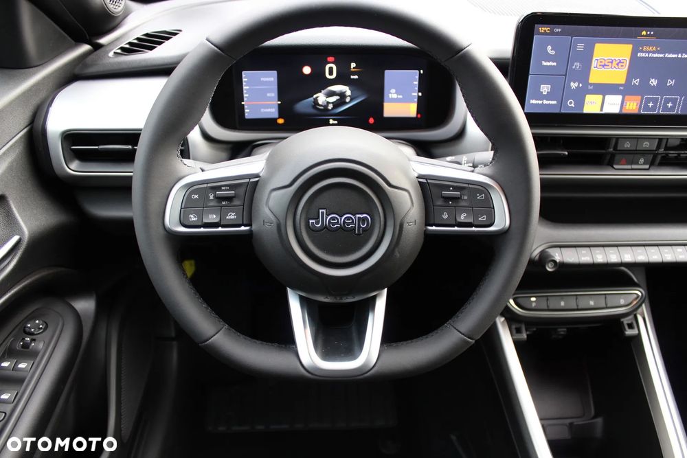 Jeep Avenger 1.2 T3 mHEV Altitude FWD eDCT6 - 10