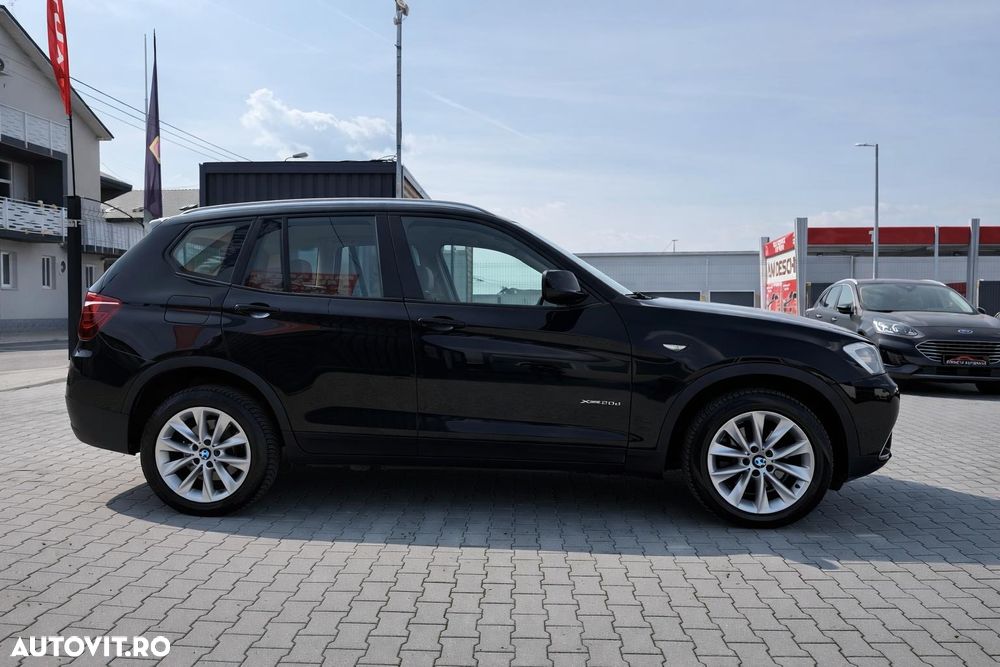 BMW X3 xDrive20d Aut. - 8