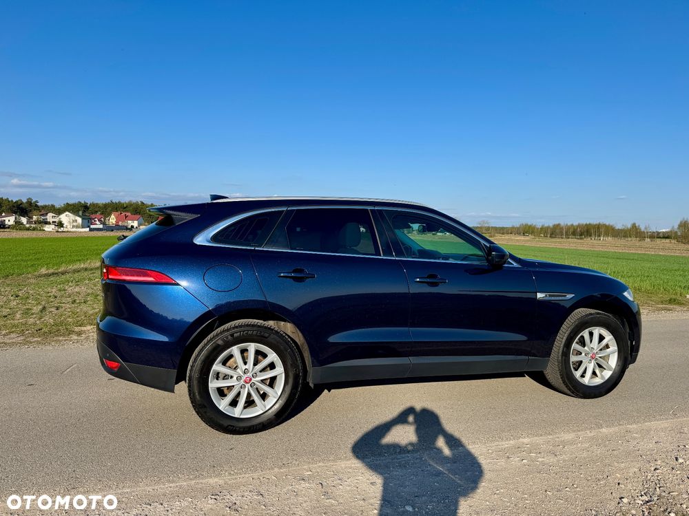 Jaguar F-Pace 20d AWD Pure - 12