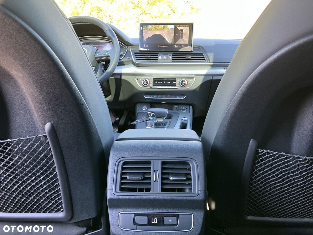 Audi Q5 Sportback - 24