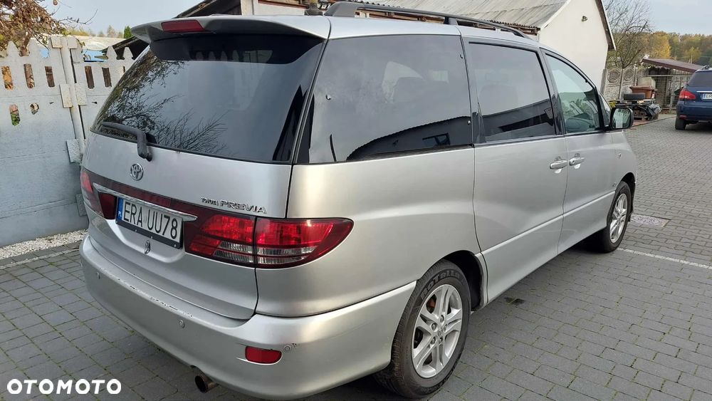 Toyota Previa - 3