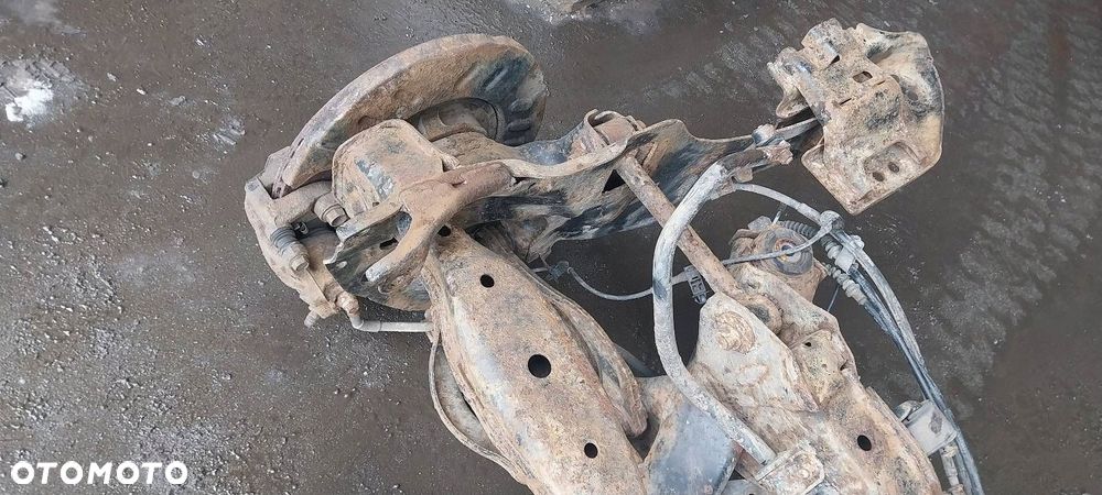 KOMPLETNE ZAWIESZENIE BELKA SANKI TYŁ WAHACZE HAMULCE MAZDA CX-9 I 06-15 - 7