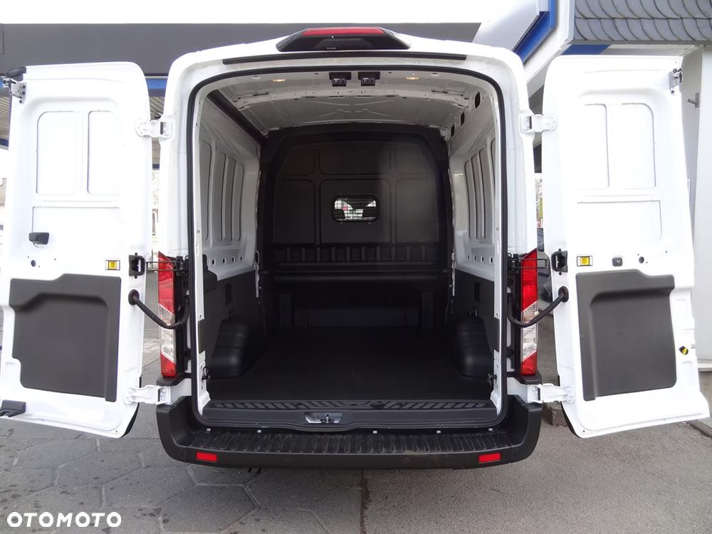 Ford TRANSIT 2.0 ECOBLUE 130KM LDT 6.2 M6 FWD BRYGADOWY TREND 350 L3 - 8