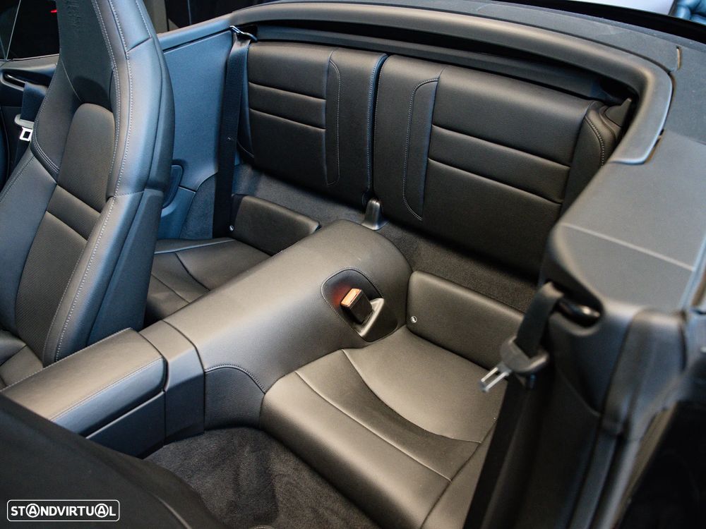 Porsche 911 (992) Carrera PDK - 41