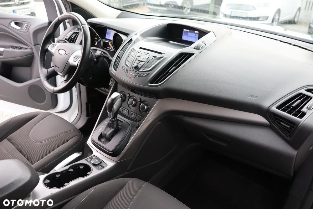 Ford Kuga 2.0 TDCi AWD Titanium - 10