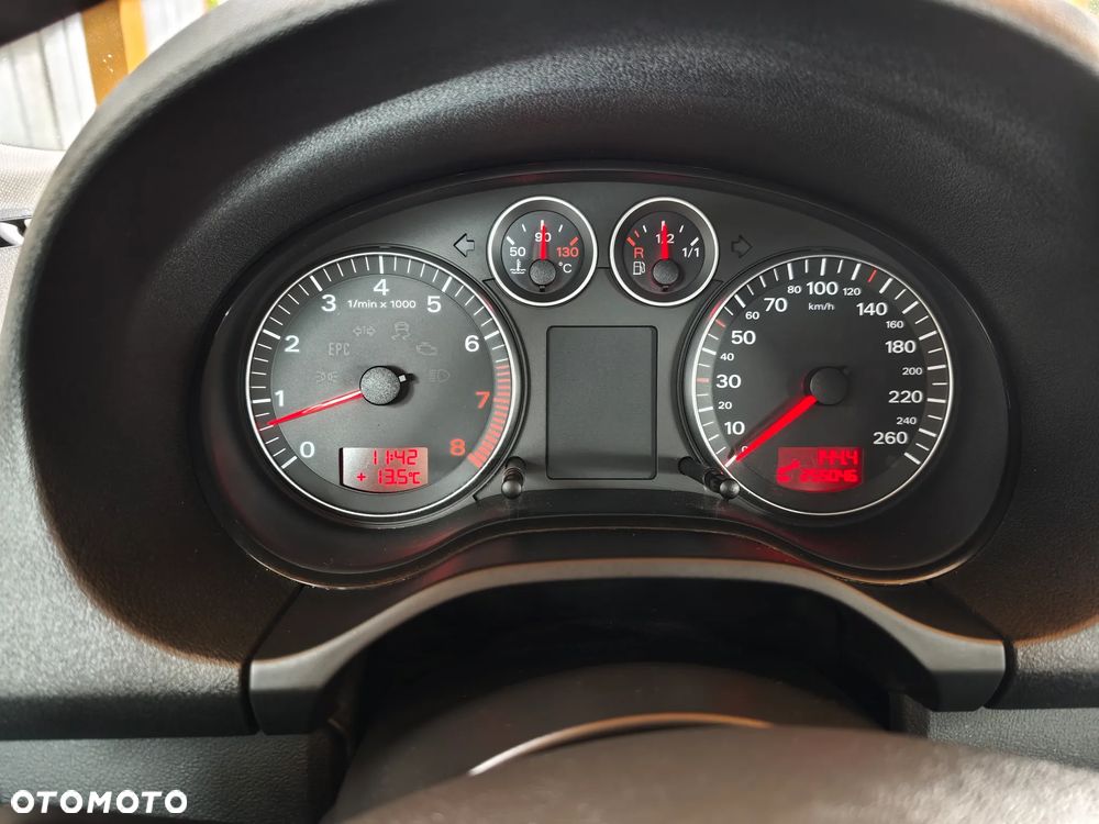 Audi A3 3-drzwiowe - 9