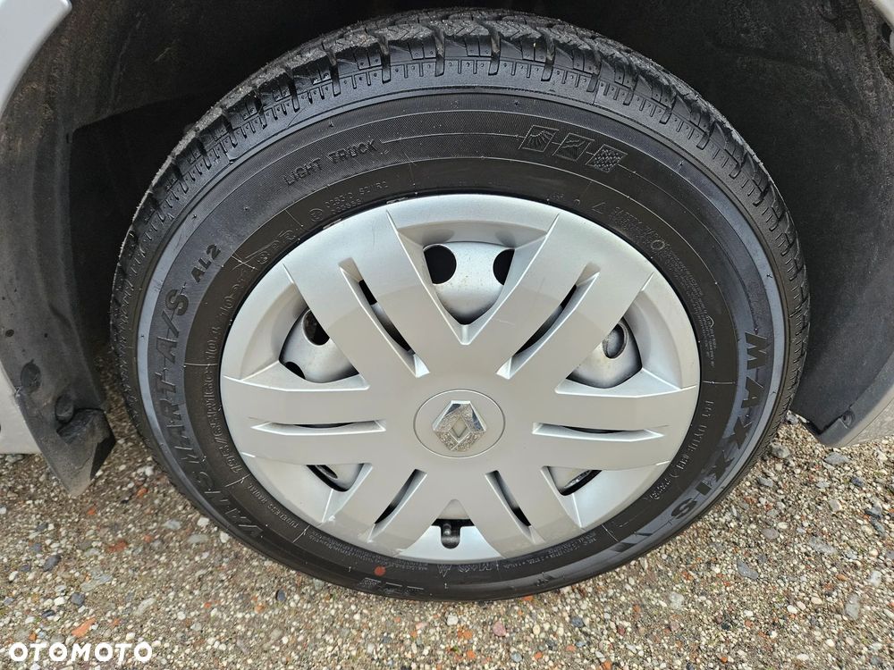 Renault Trafic Passenger Expression - 31