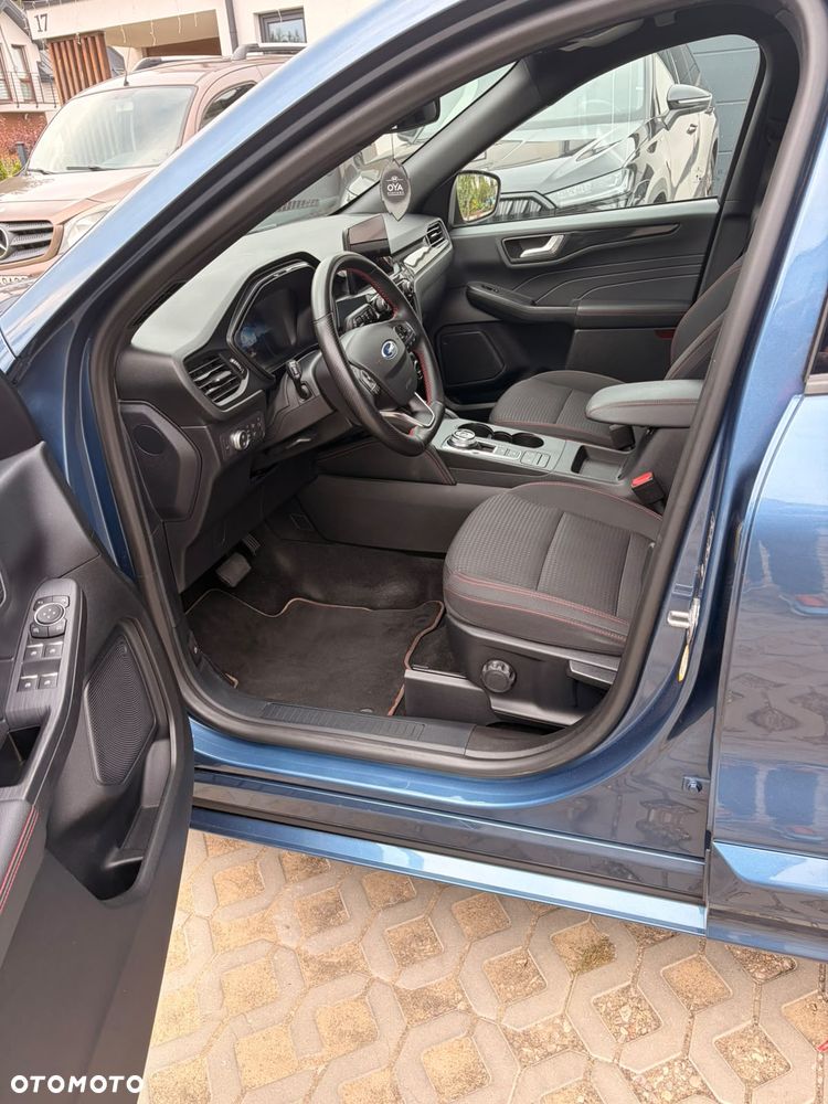 Ford Kuga - 8