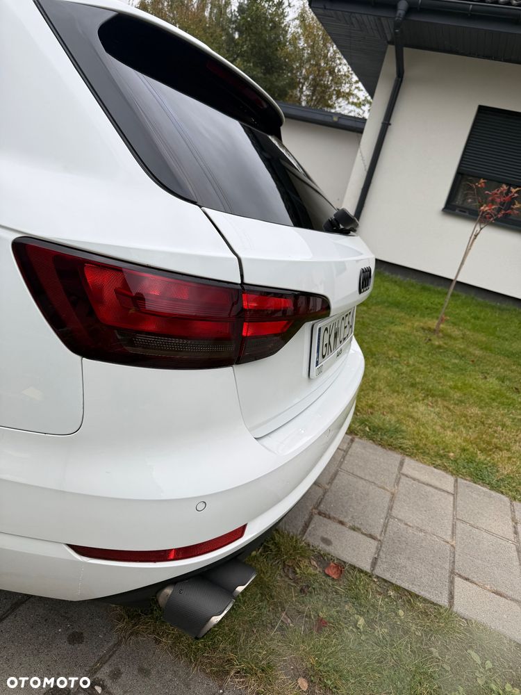 Audi A4 Avant 2.0 TDI ultra S tronic design - 34