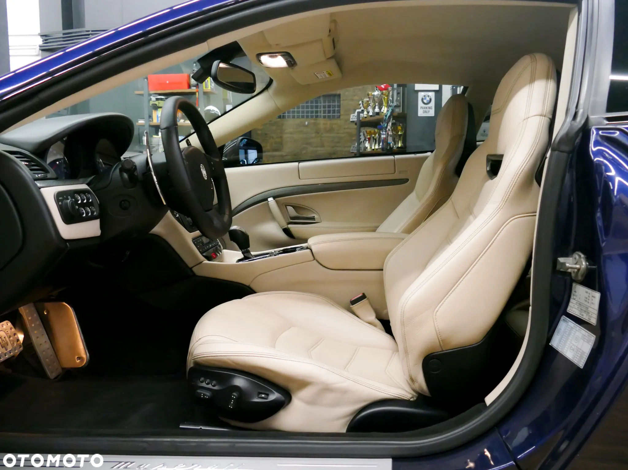 Maserati GranTurismo S Automat - 8