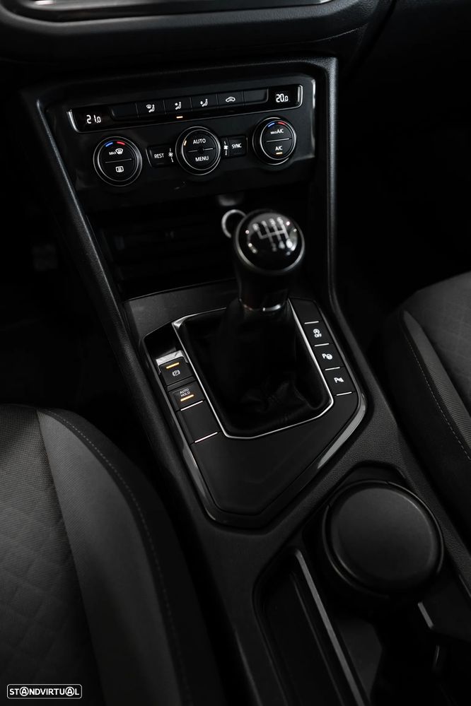 VW Tiguan 2.0 TDI Confortline - 33