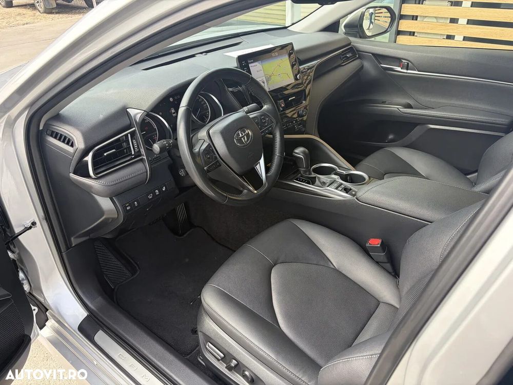 Toyota Camry 2.5 Dynamic - 15