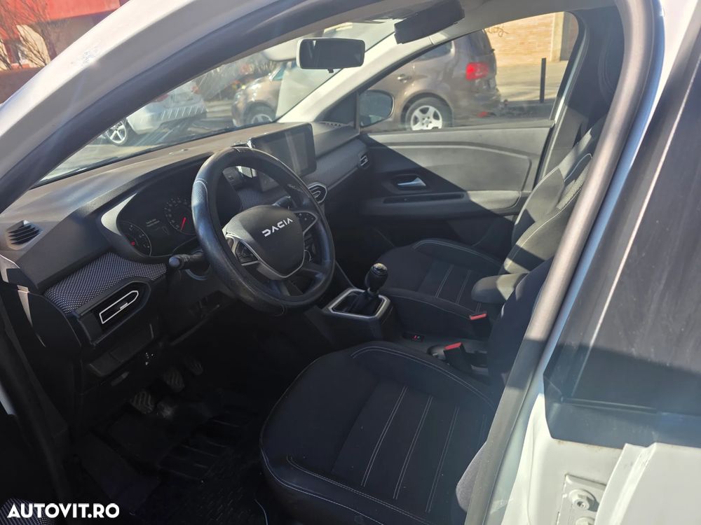 Dacia Logan TCe 90 MT6 Prestige - 7