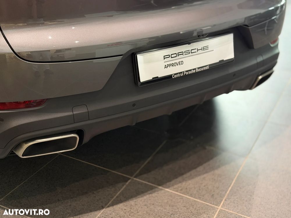 Porsche Cayenne E-Hybrid Tiptronic S - 4