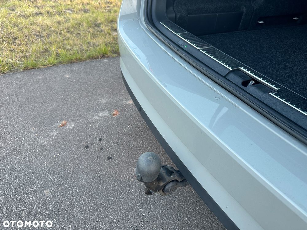 Skoda Superb 2.0 TDI SCR Sportline DSG - 12