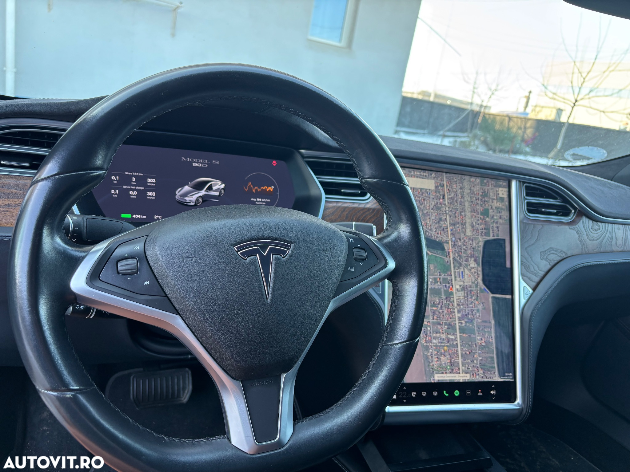 Tesla Model S 90D Allradantrieb Performance - 11