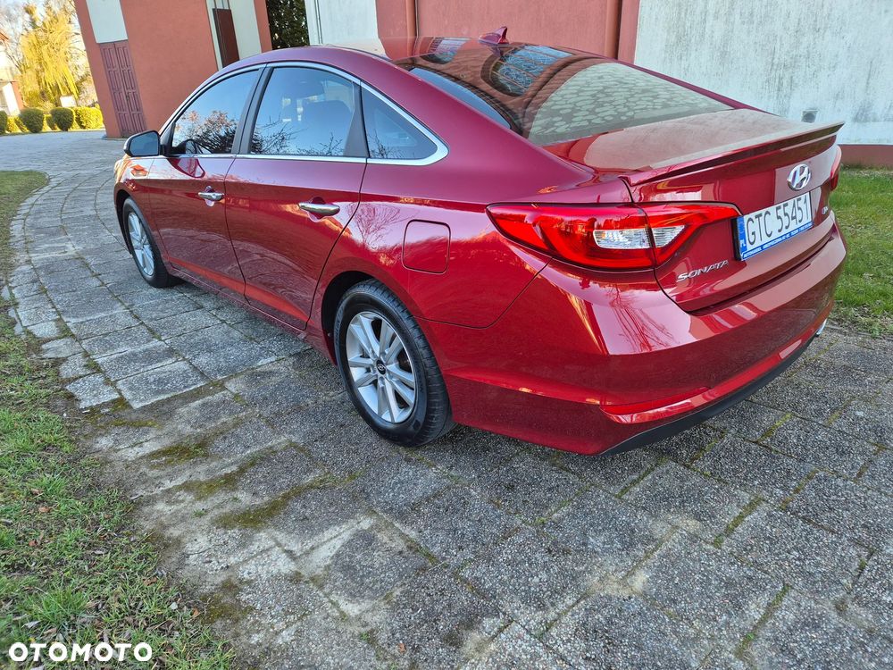 Hyundai Sonata - 3