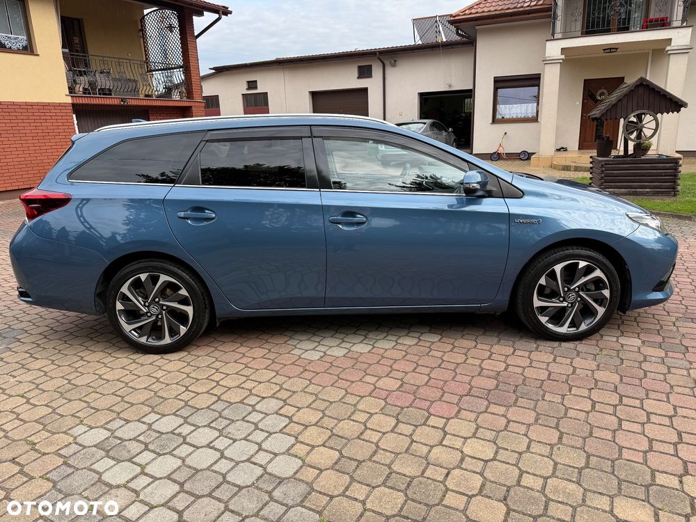 Toyota Auris - 5
