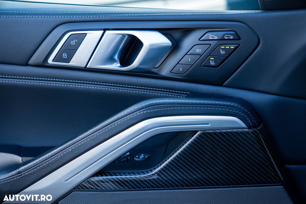 BMW X6 xDrive40i - 12