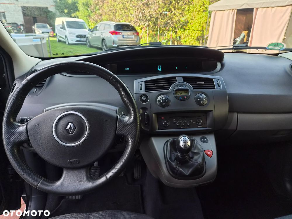 Renault Scenic 2.0 16V Expression - 17
