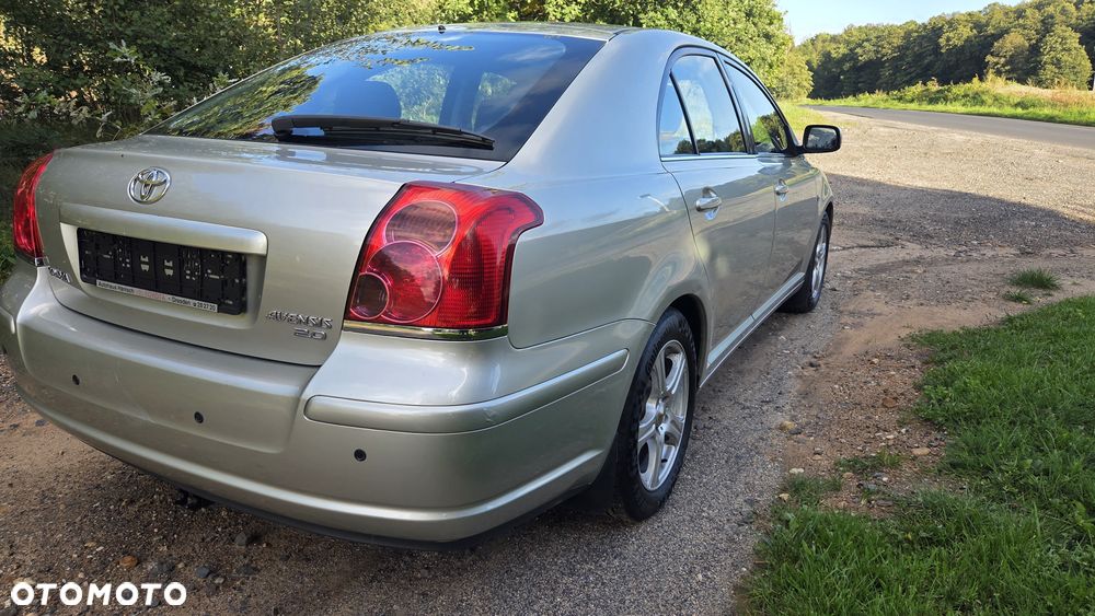 Toyota Avensis 2.0 VVT-i Automatik Sol - 10