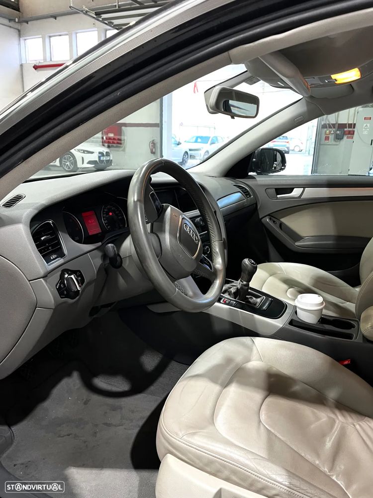 Audi A4 Avant 2.0 TDI exclusive - 6