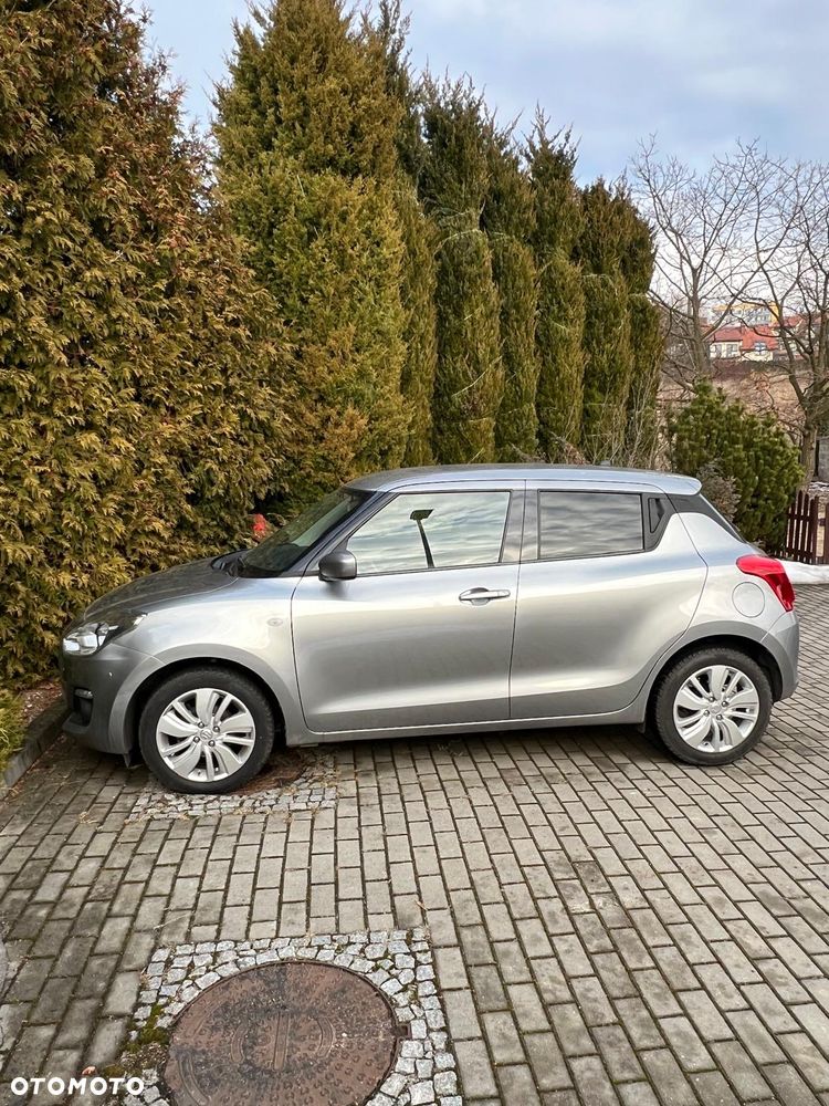 Suzuki Swift 1.2 Premium Plus - 1