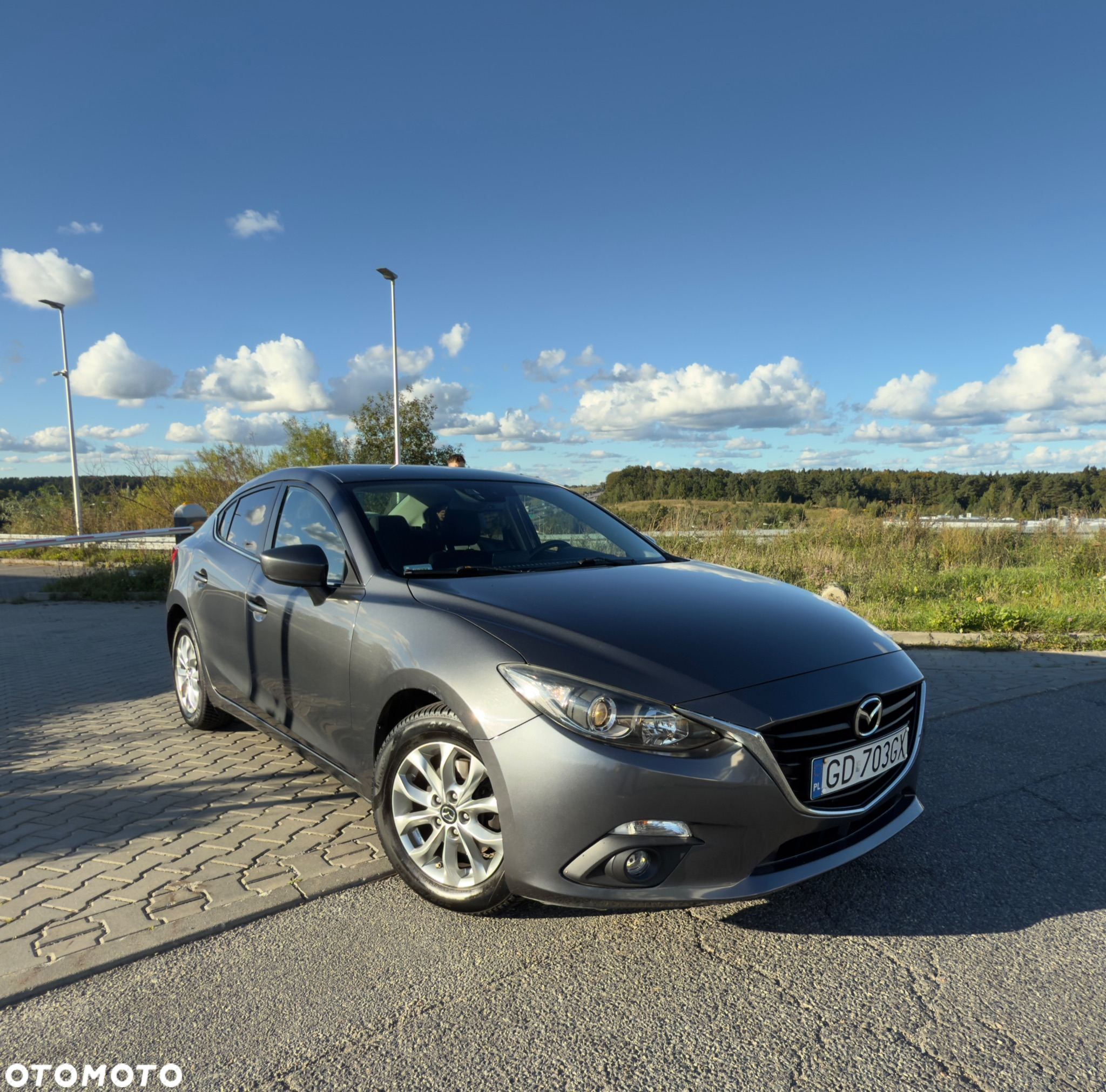 Mazda 3 - 5