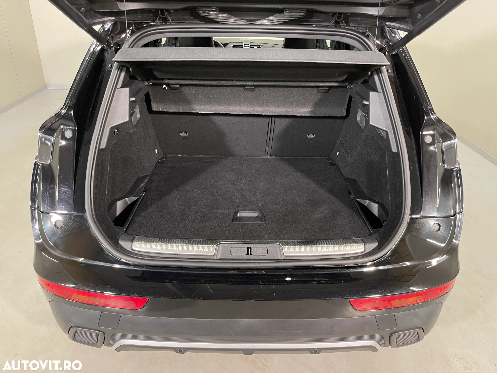 DS Automobiles DS 7 Crossback - 14