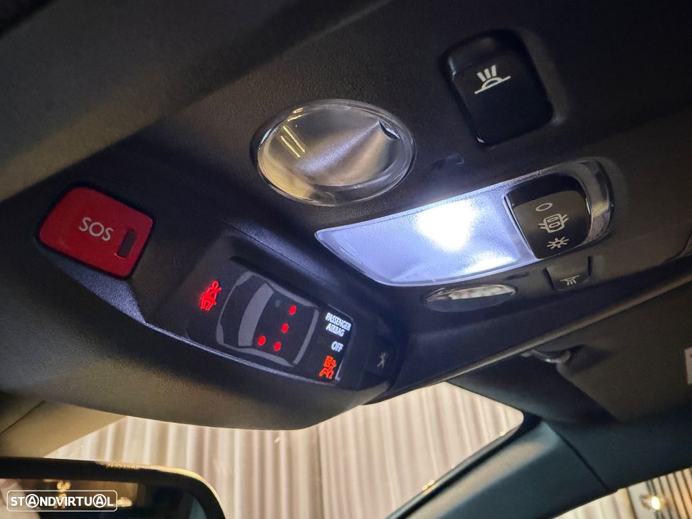 Peugeot 3008 1.5 BlueHDi GT Line EAT8 - 43