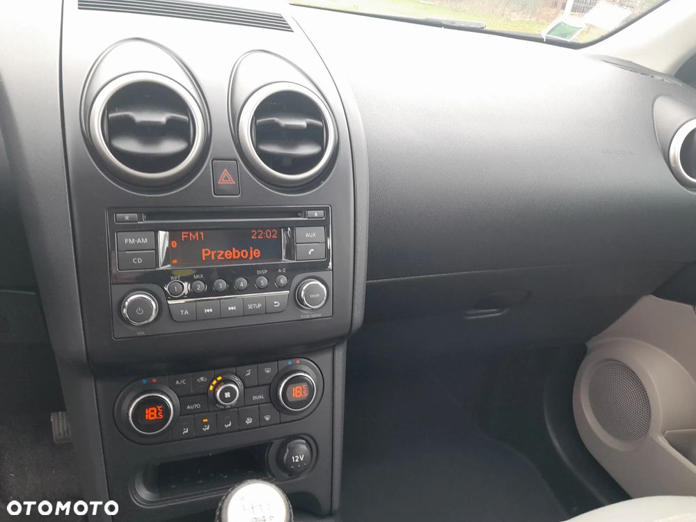 Nissan Qashqai 1.6 dCi DPF 4x4 acenta - 21