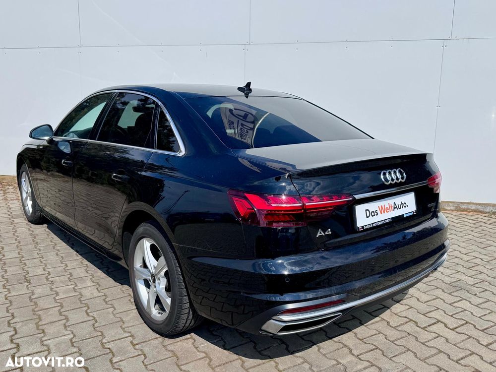 Audi A4 2.0 40 TDI quattro S tronic MHEV Advanced - 4