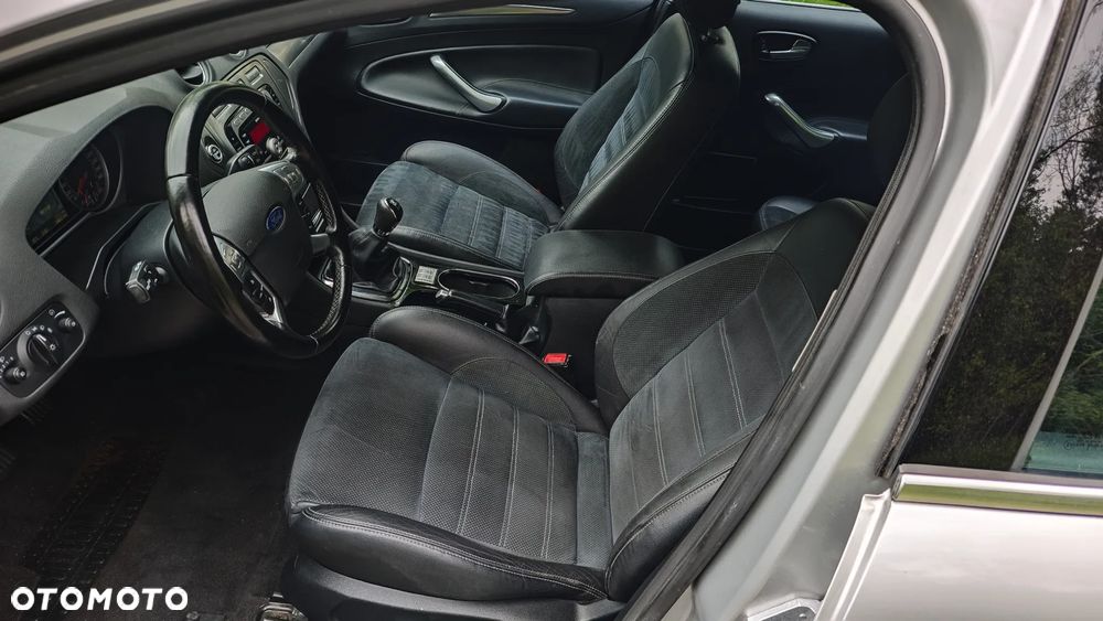 Ford Mondeo 2.0 Titanium X - 4