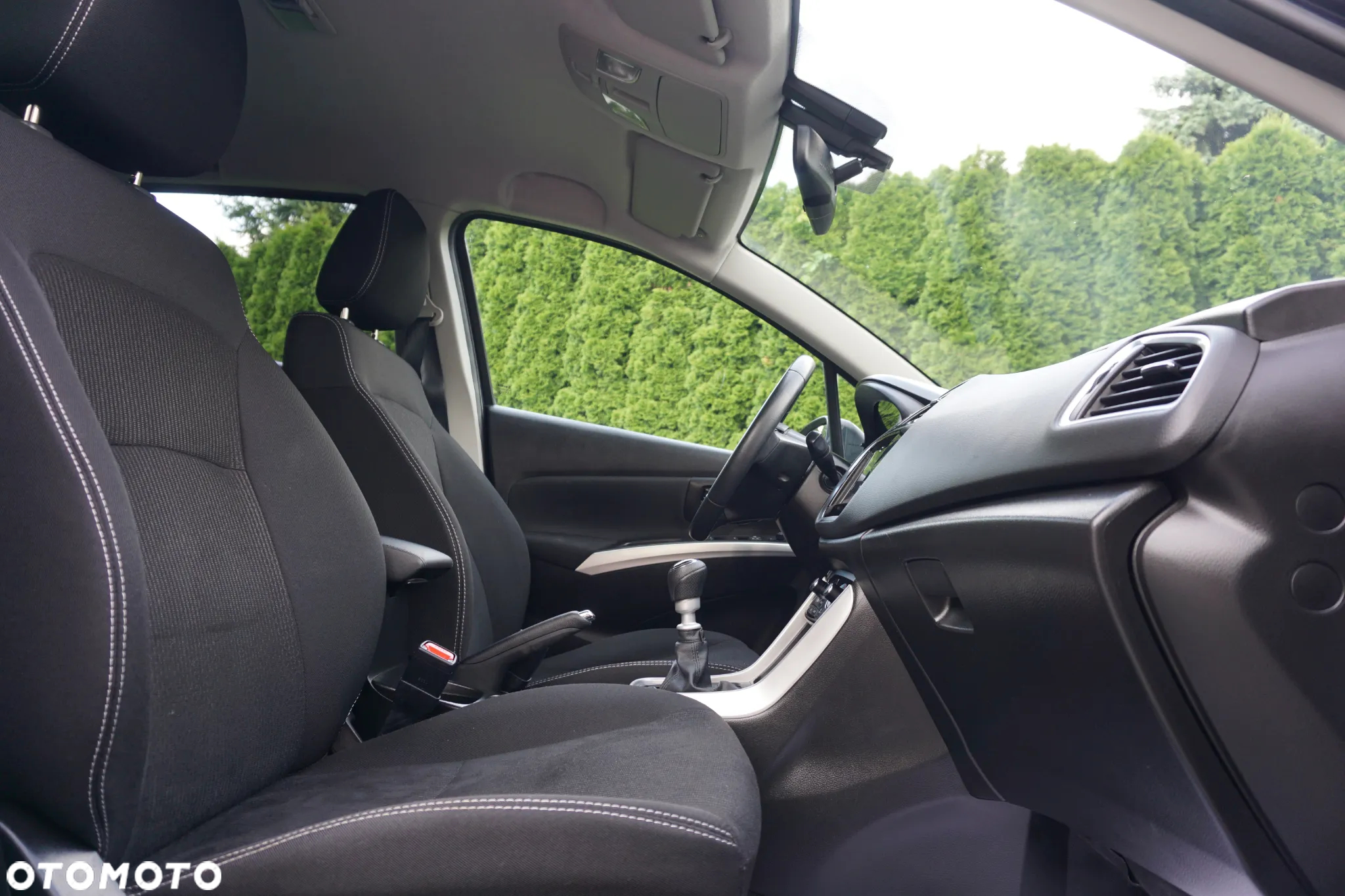 Suzuki SX4 S-Cross 1.4 T Premium 4WD - 11