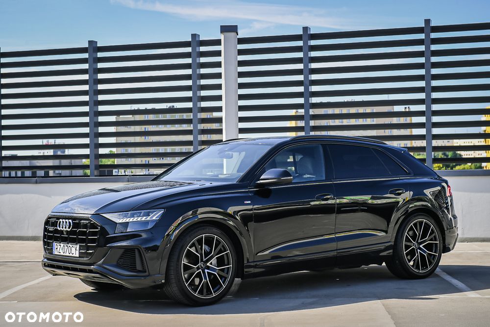 Audi Q8 - 11