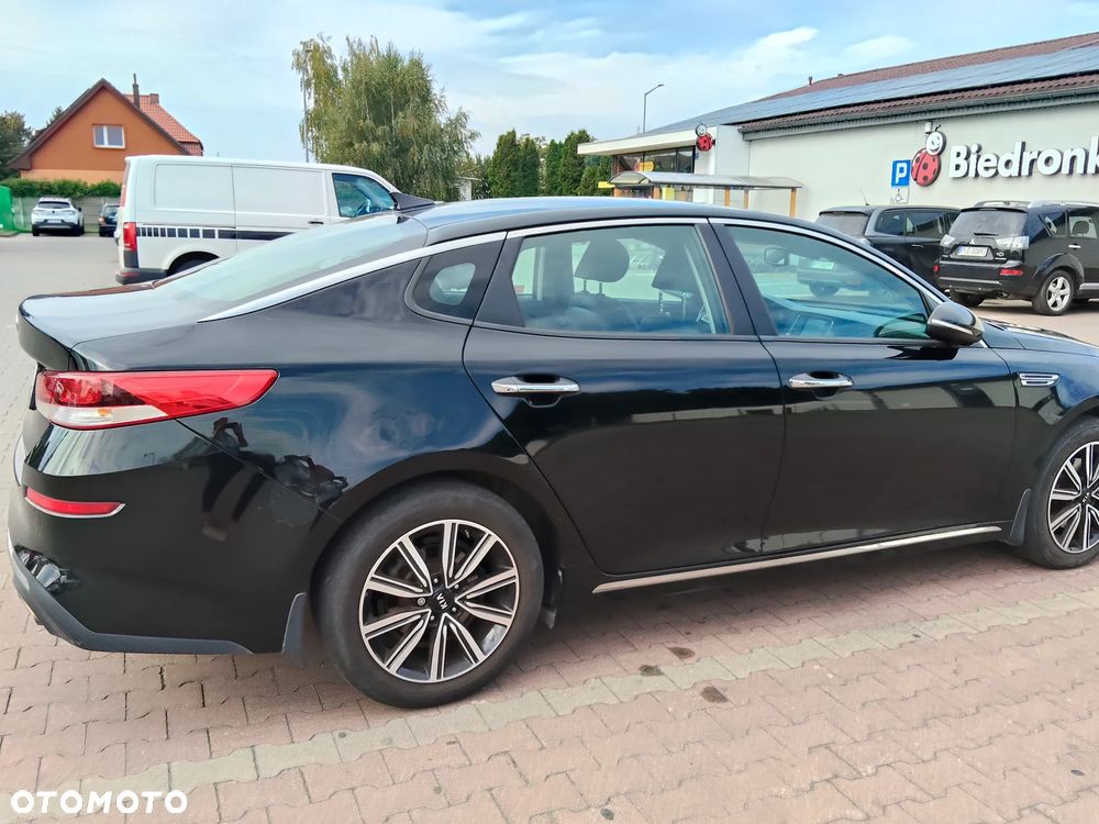 Kia Optima 2.0 M - 7