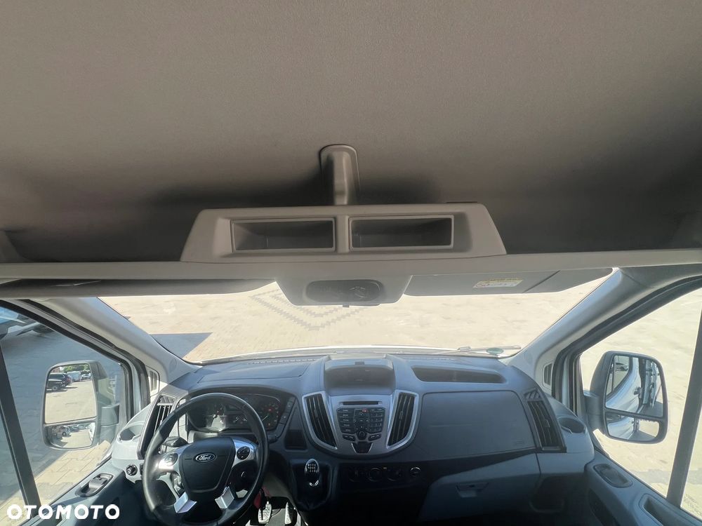 Ford Transit - 19