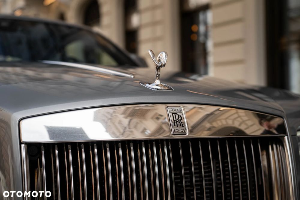 Rolls-Royce Wraith - 21