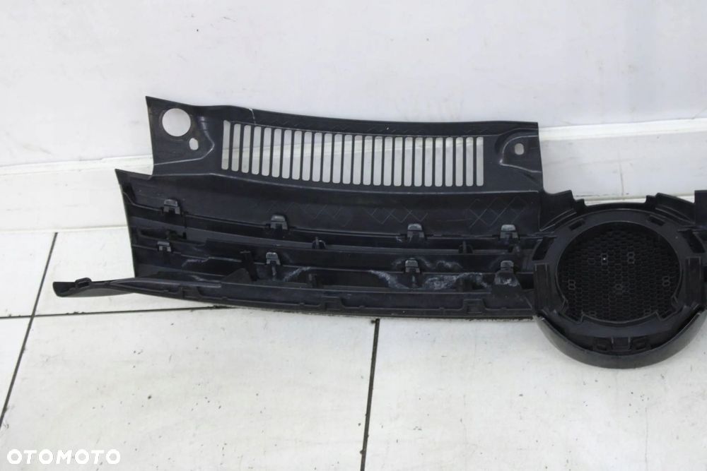 GRILL ATRAPA CHŁODNICY VW GOLF VI HB 2008R- 5K0853651 - 5