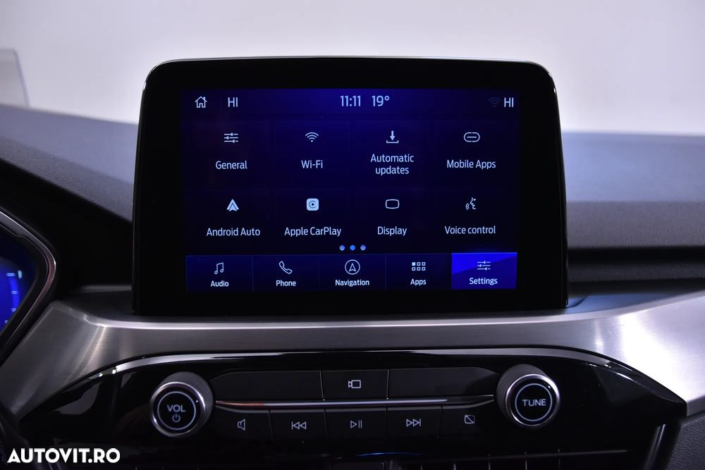 Ford Kuga - 22