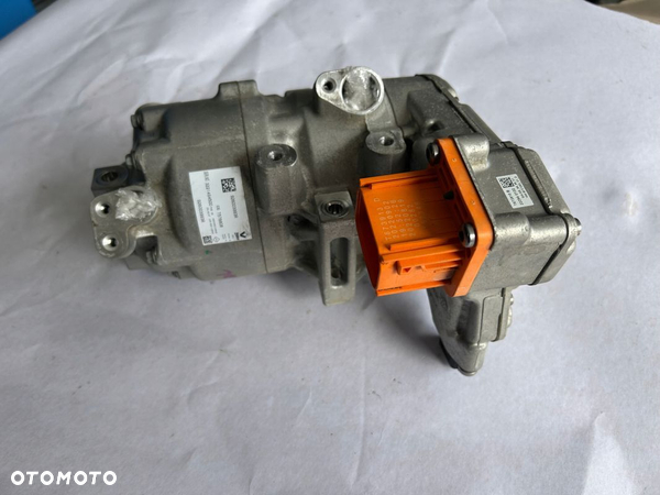 RENAULT AUSTRAL 1,2 SPRĘŻARKA KLIMATYZACJI 926003993R